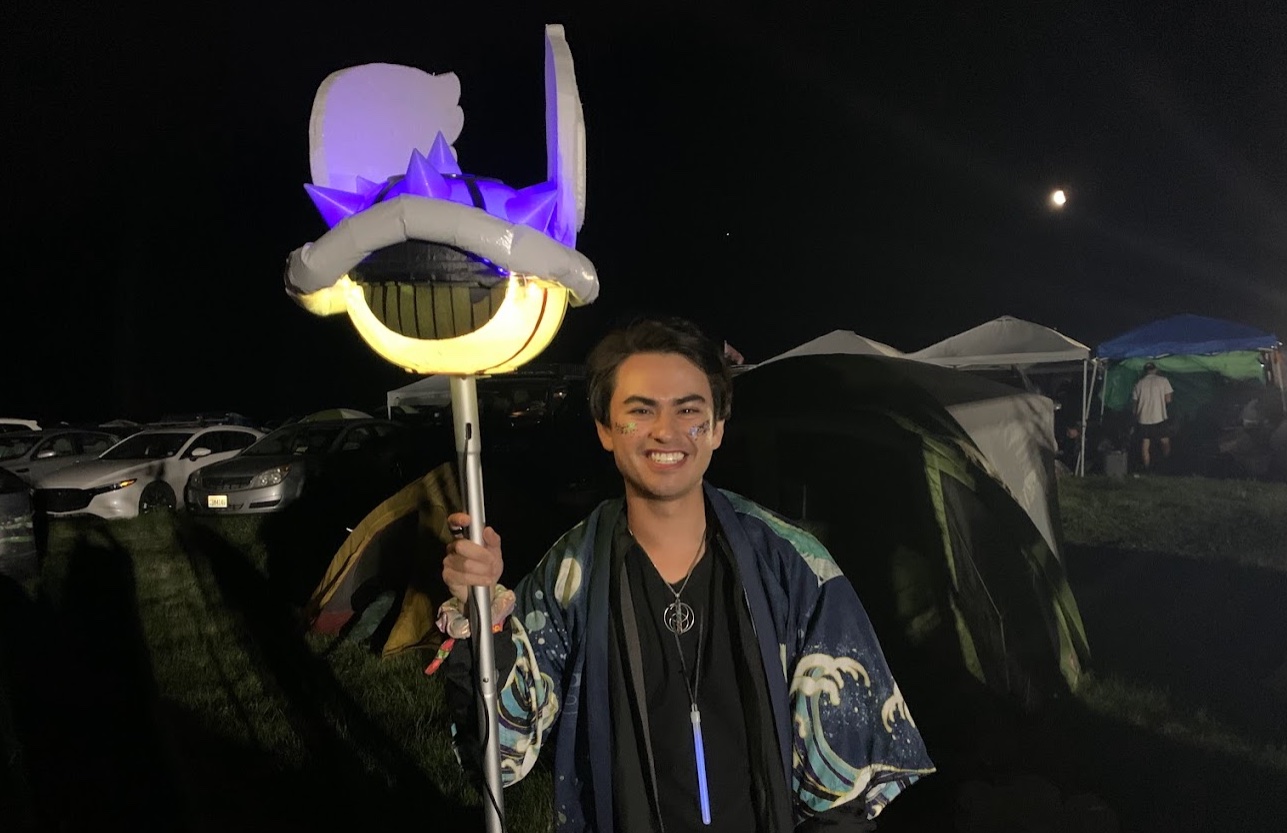 Building a Blue Shell Festival Totem